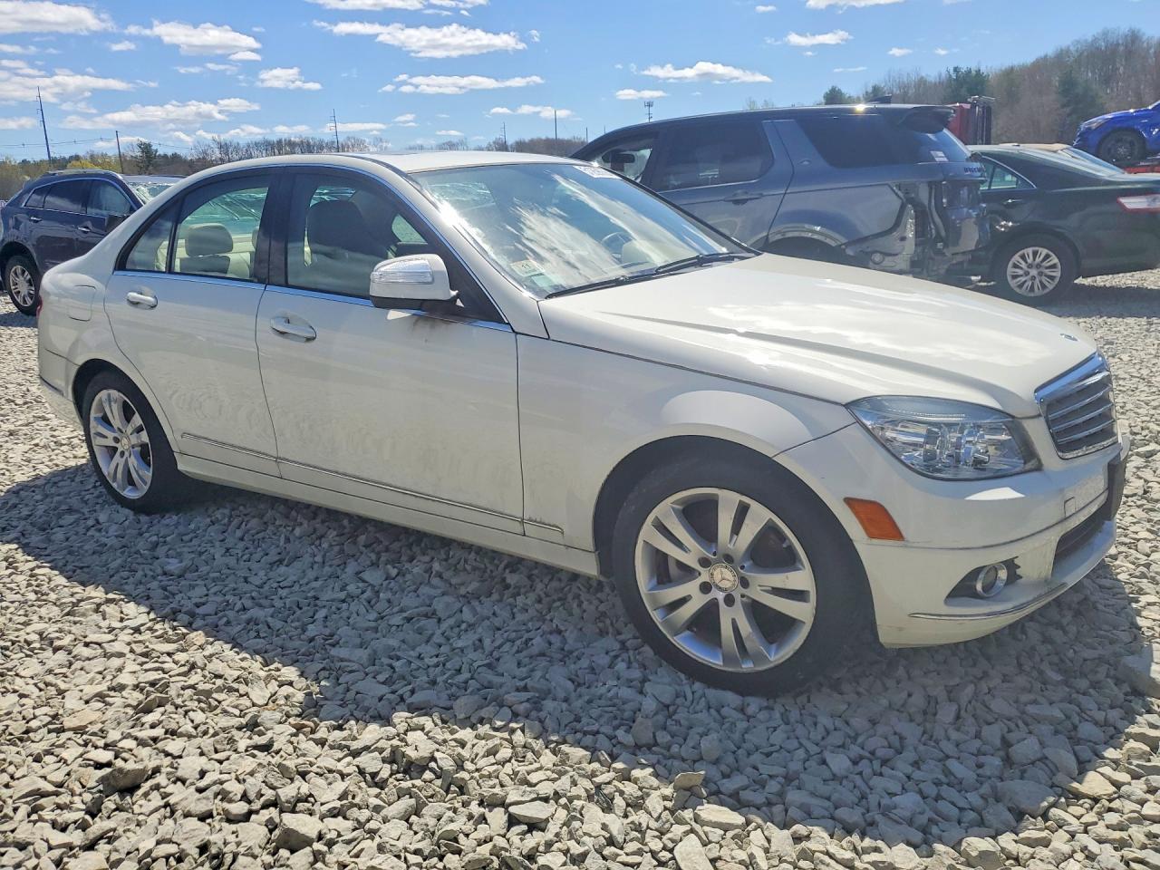 2008 Mercedes-Benz 300-Class - Фото 4