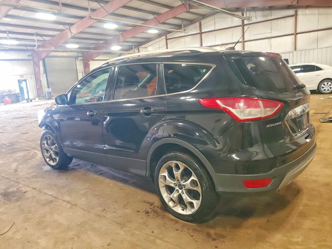 2014 Ford Escape Titanium - Image 2
