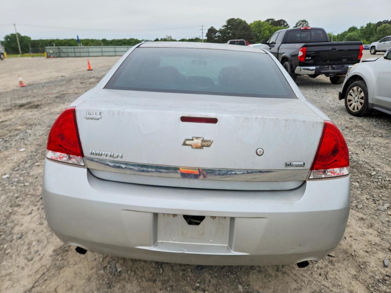 2010 Chevrolet Impala Police - Фото 6