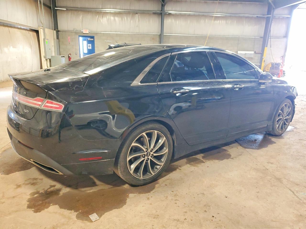 2018 Lincoln Mkz Select - Image 3