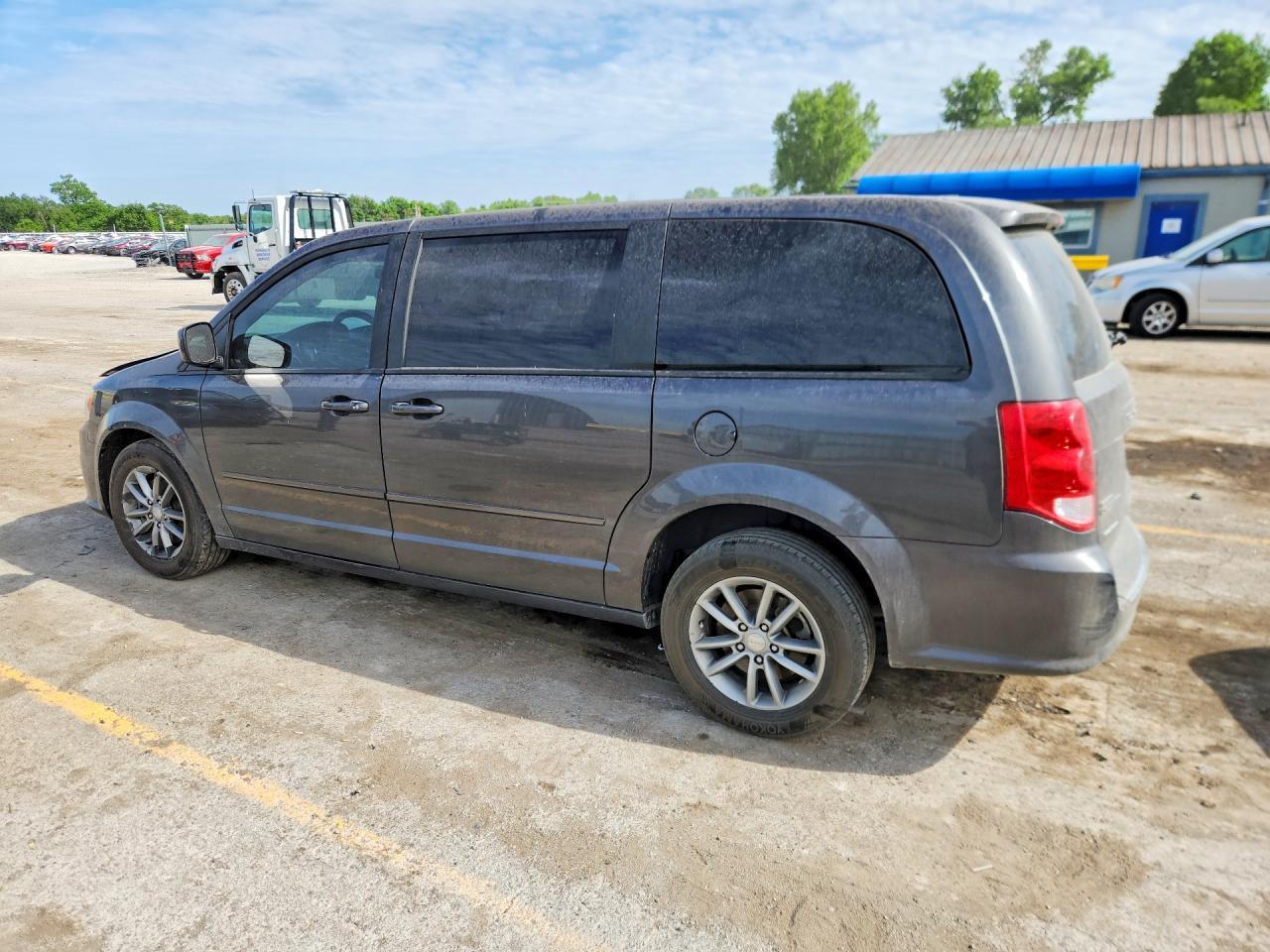 2016 Dodge Grand Caravan Se - Image 2