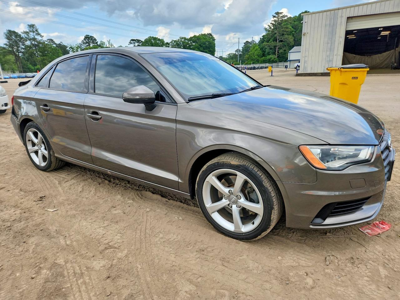 2015 Audi A3 Premium - Фото 4