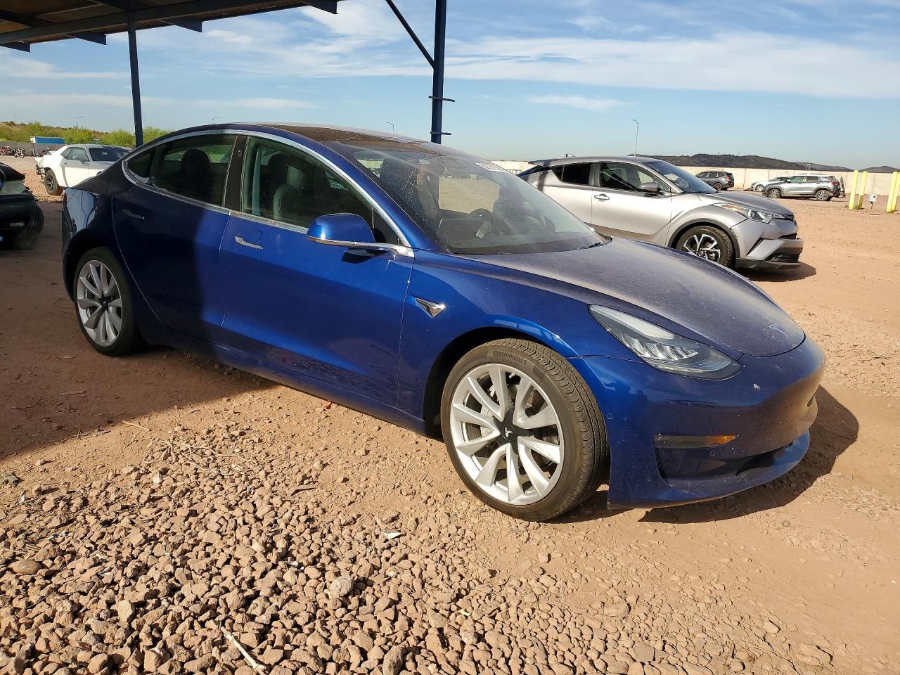 2019 Tesla Model 3 - Фото 4