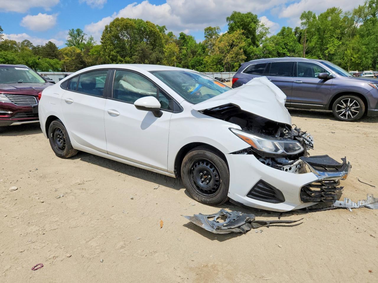 2019 Chevrolet Cruze Ls - Image 4