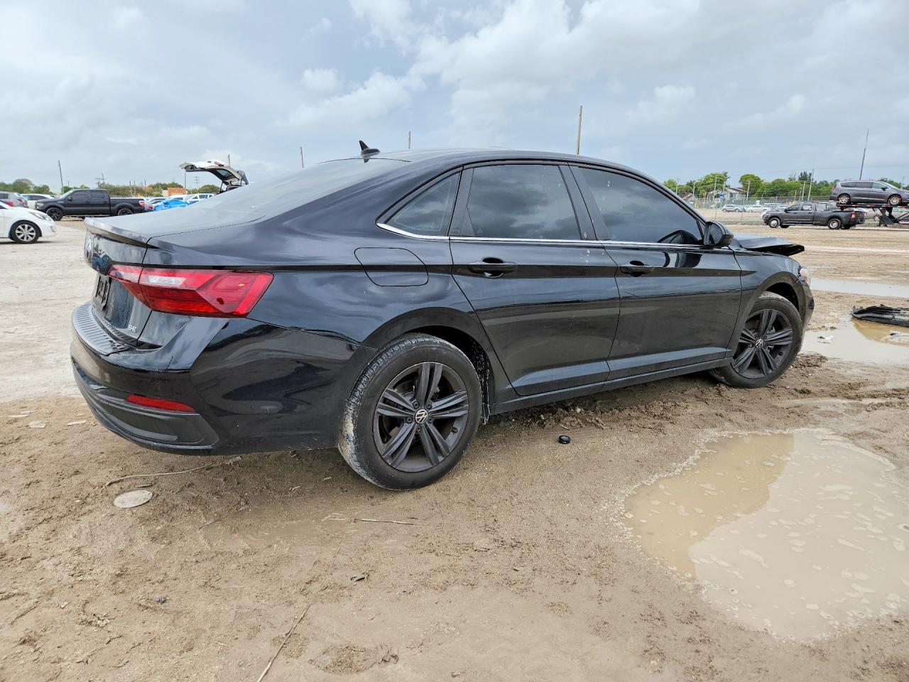2024 Volkswagen Jetta Se - Фото 3