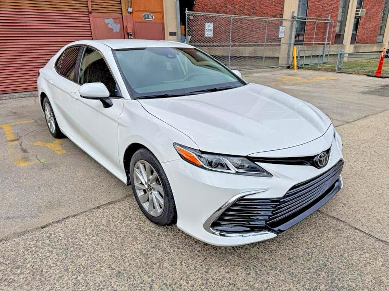 2021 Toyota Camry Le