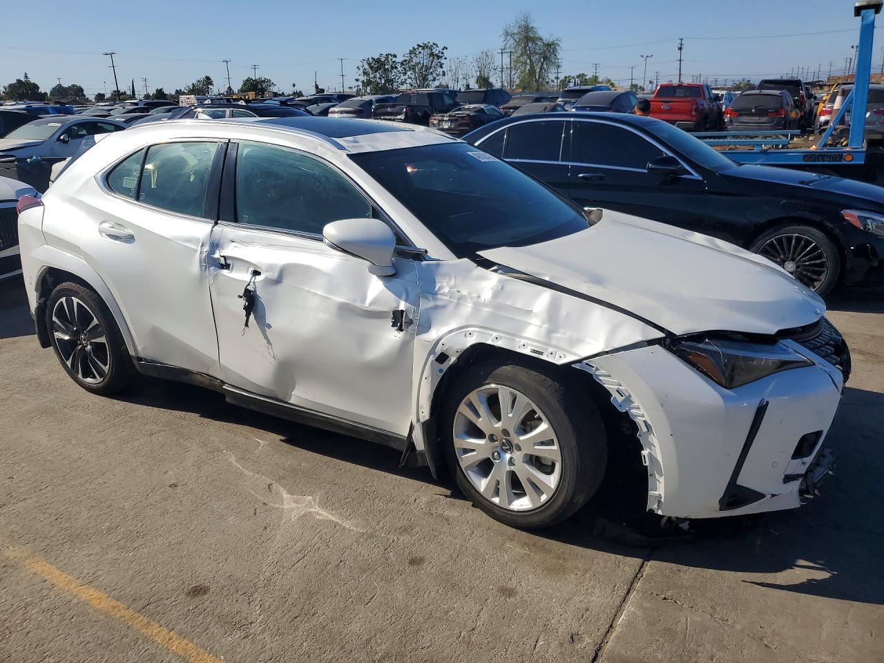 2025 Lexus Ux 300H Premium - Фото 4