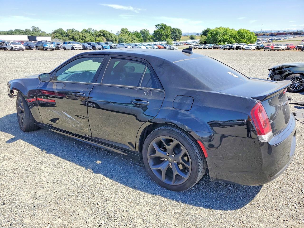 2020 Chrysler 300 S - Image 2