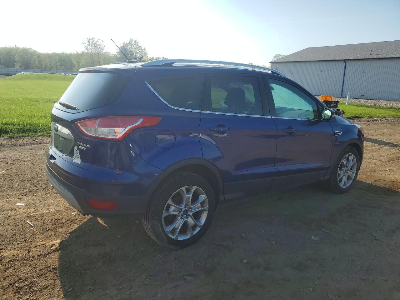 2015 Ford Escape Titanium - Фото 3