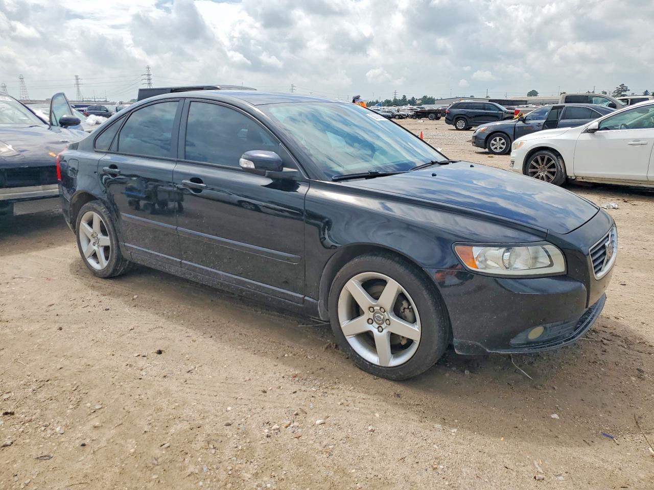 2008 Volvo S40 2.4I - Image 4
