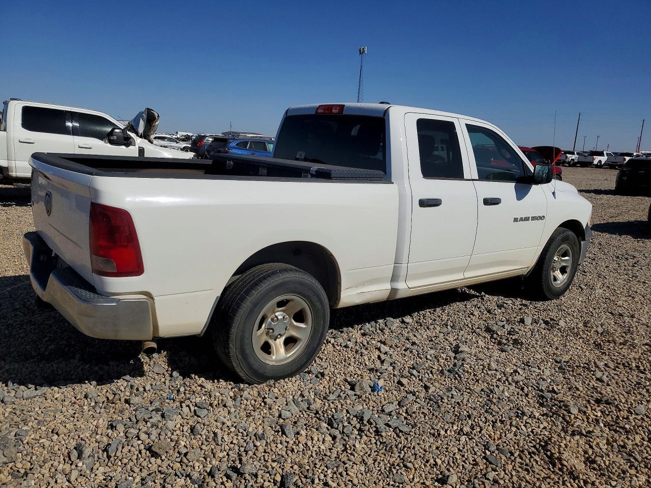 2011 Dodge Ram 1500 - Фото 3