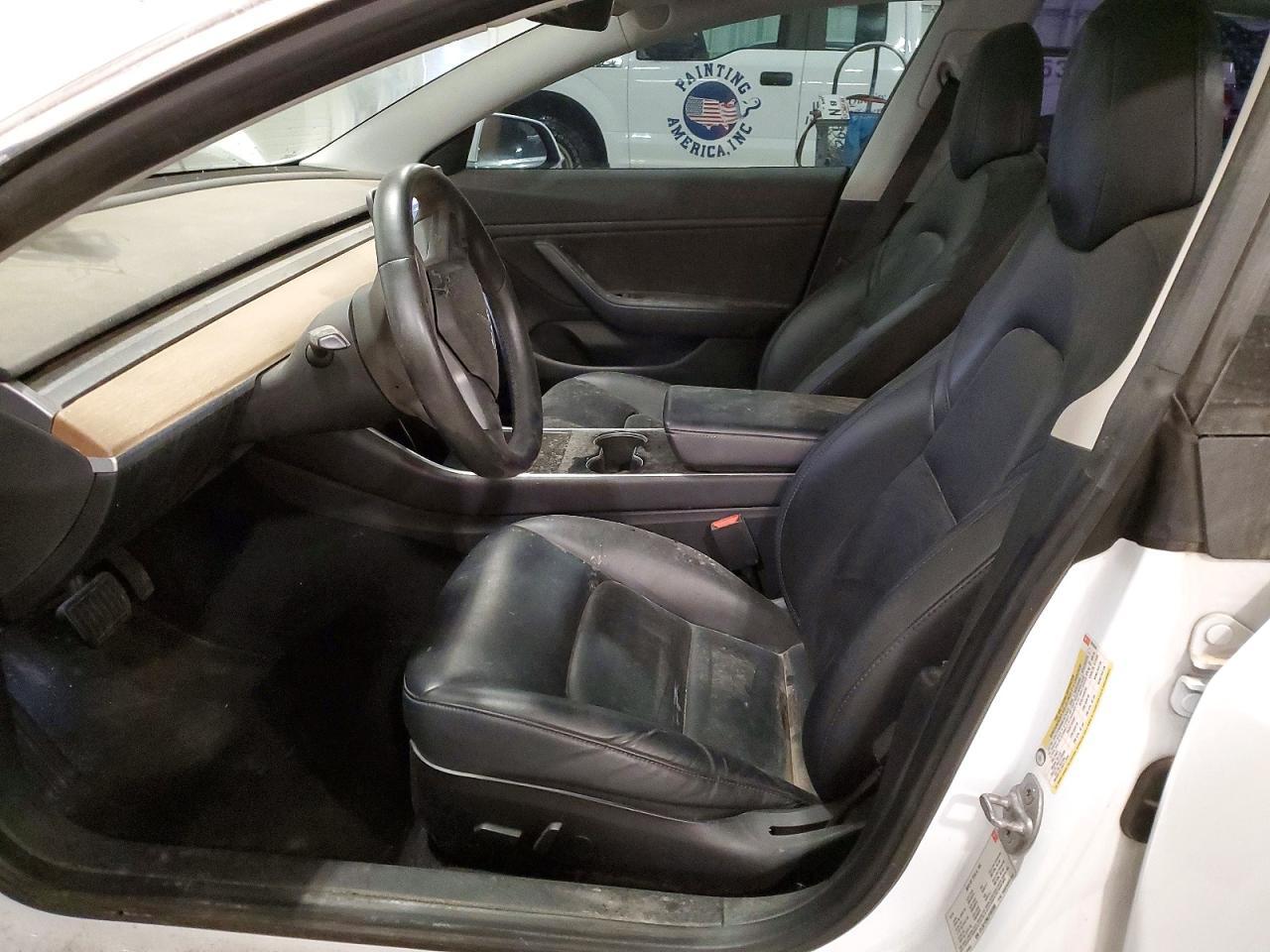 2018 Tesla Model 3 - Фото 7