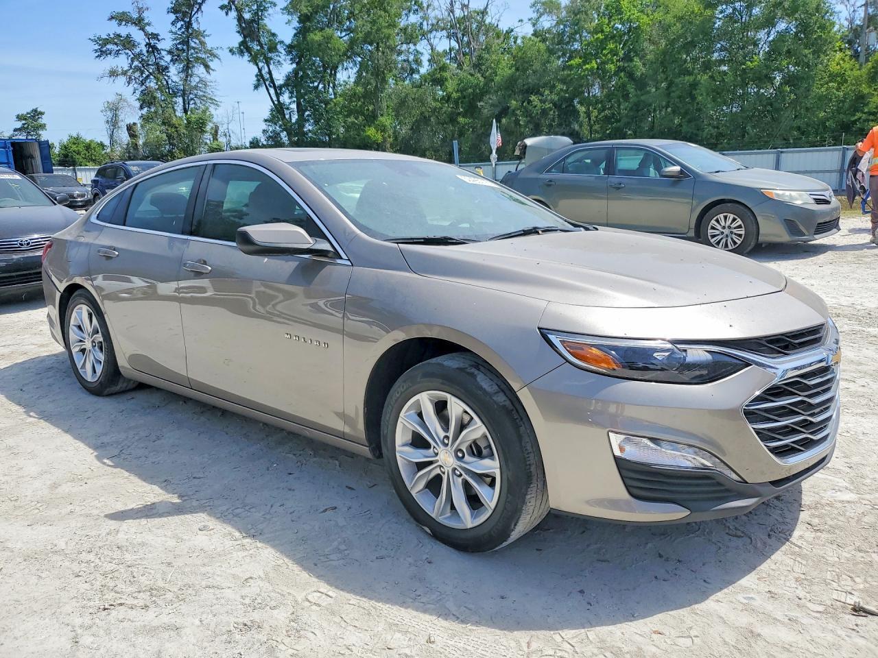 2024 Chevrolet Malibu Lt - Фото 4