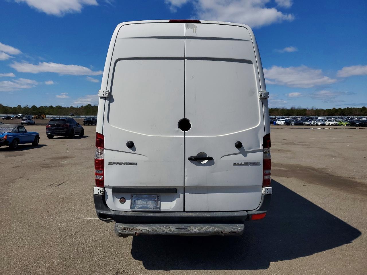 2016 Mercedes Benz Sprinter 2500 Delivery Van - Фото 6