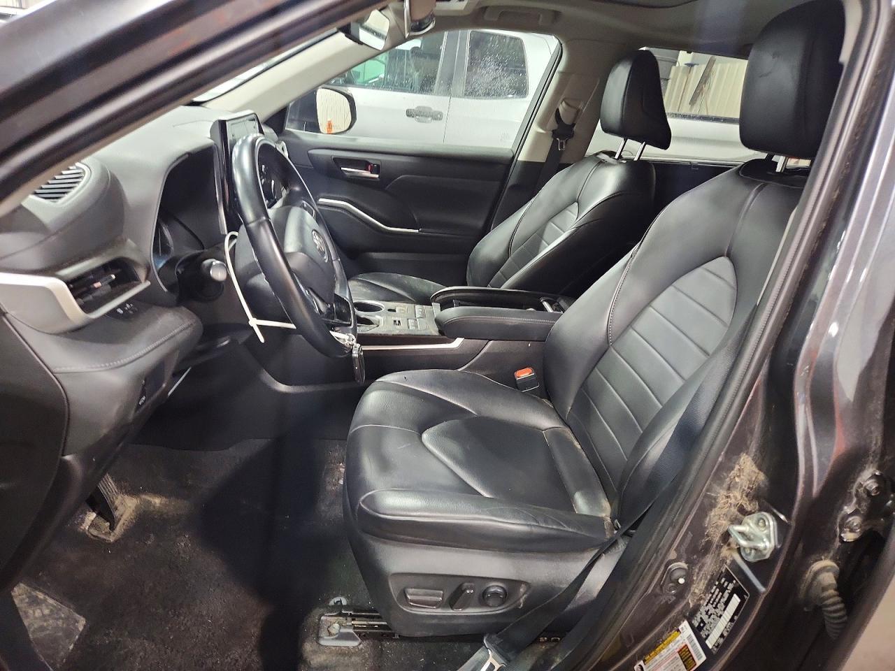 2021 Toyota Highlander Xle - Image 7