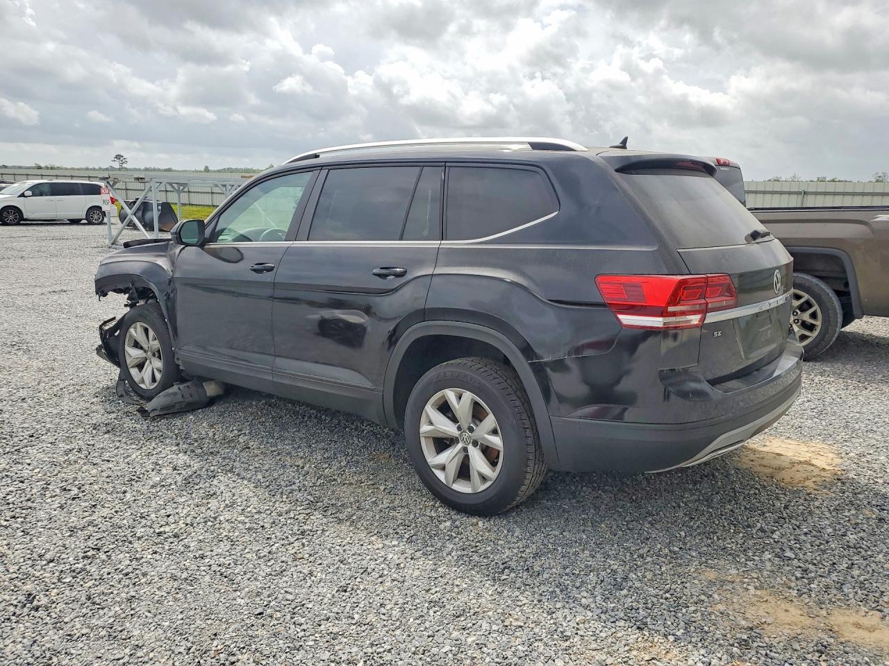 2019 Volkswagen Atlas Se - Фото 2