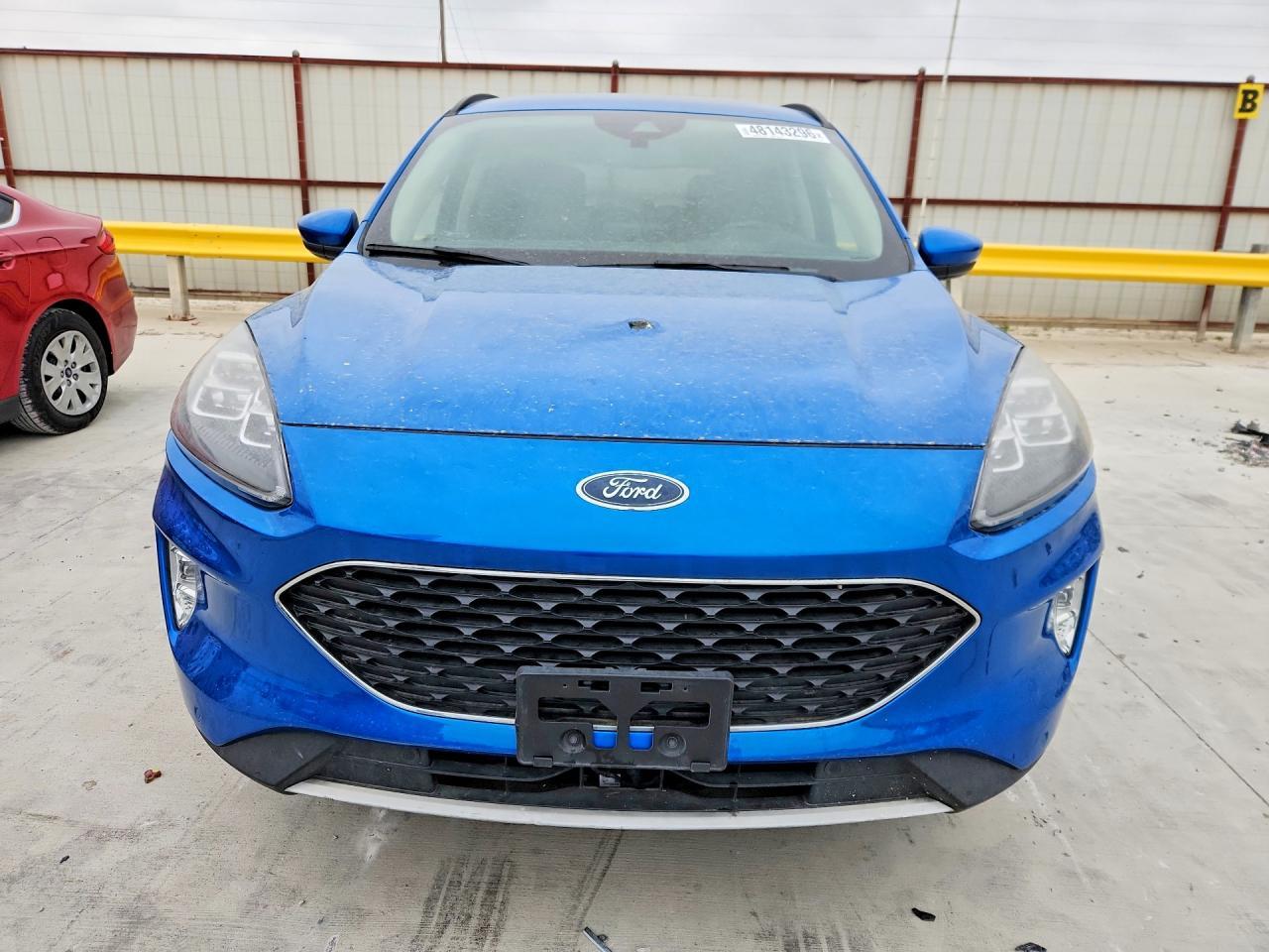 2020 Ford Escape Titanium - Фото 5