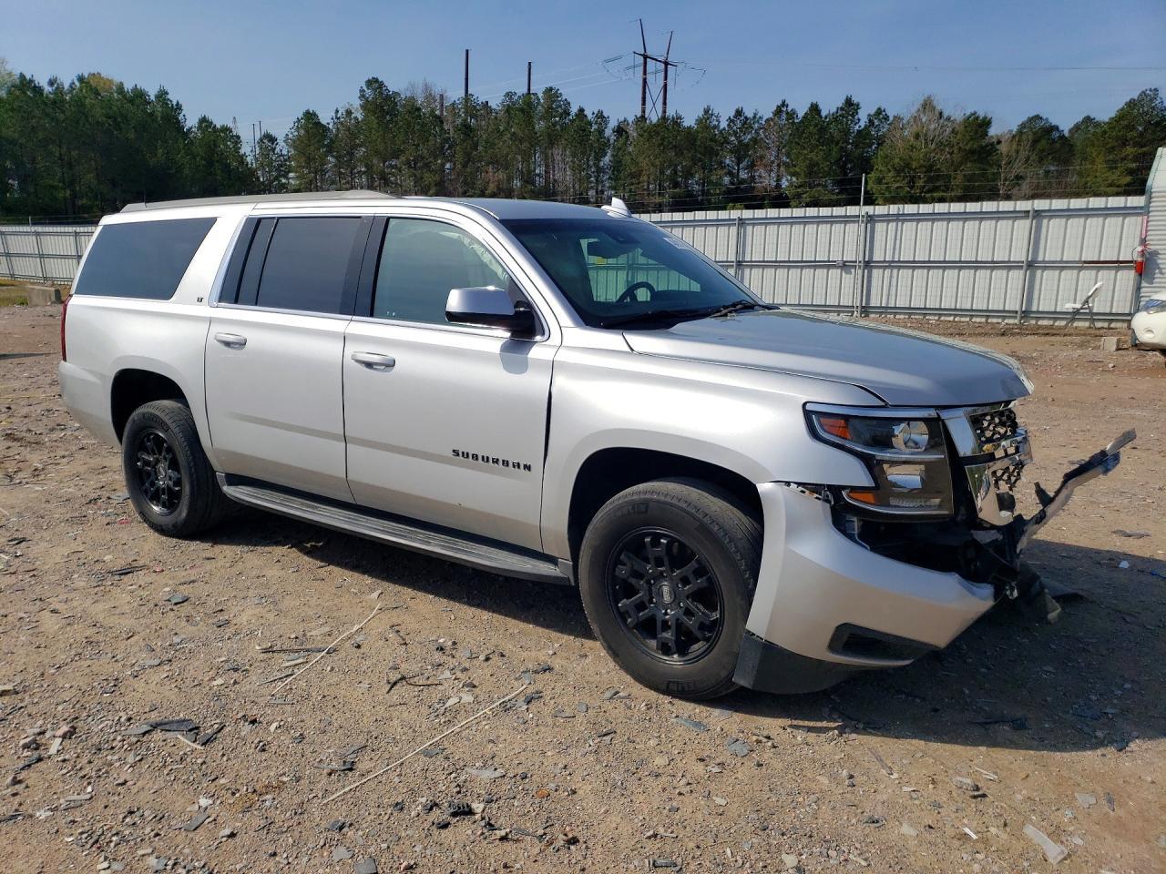 2019 Chevrolet Suburban K1500 Lt - Image 4