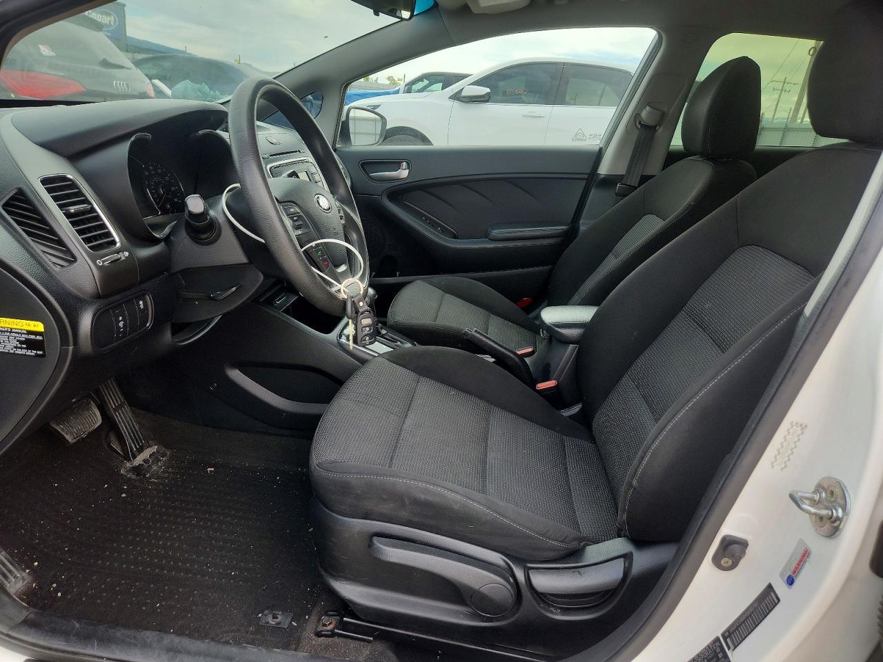 2017 Kia Forte - Фото 7