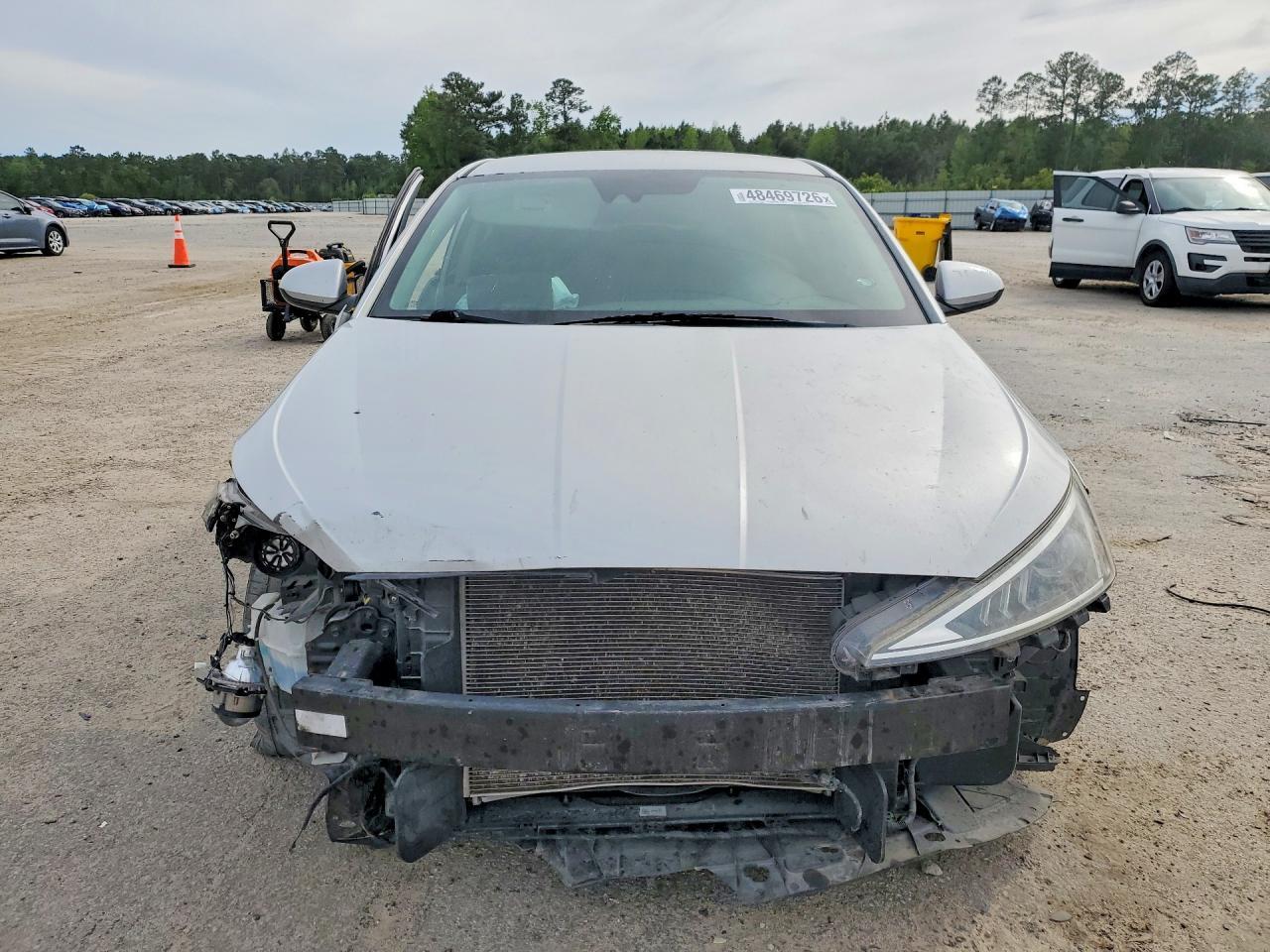 2019 Hyundai Elantra Sel - Image 5