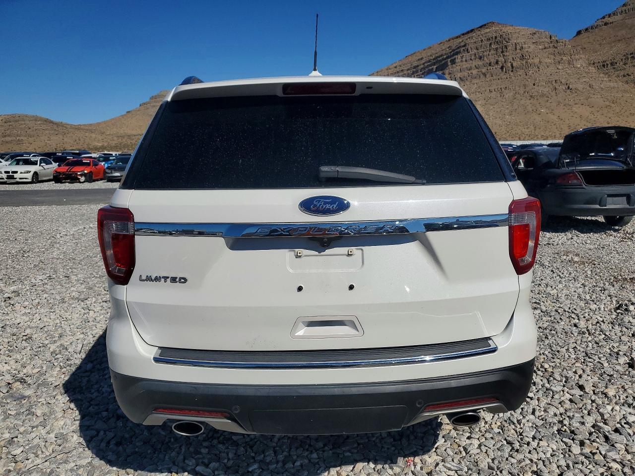 2019 Ford Explorer Limited - Image 6