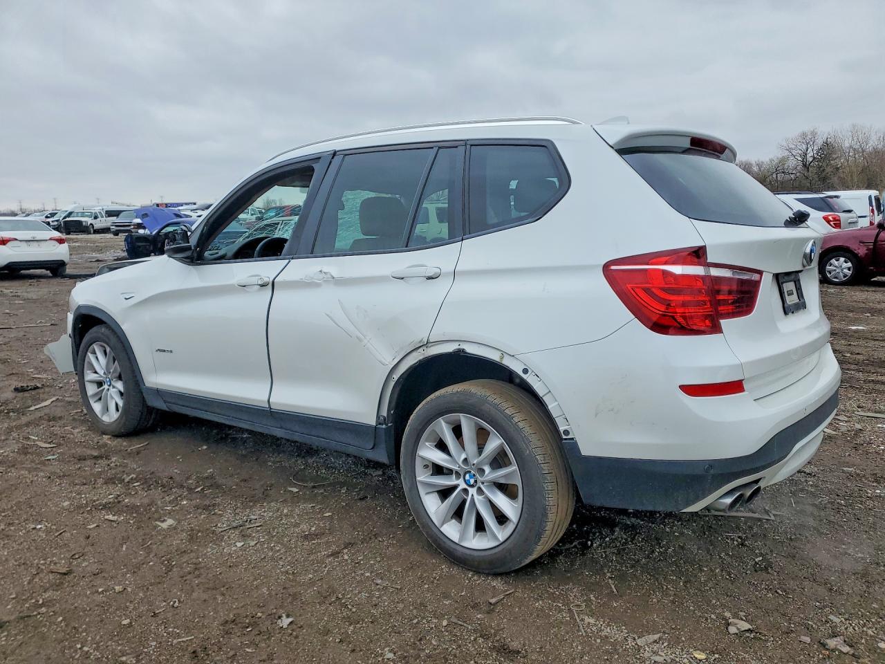 2017 BMW X3 xDrive28I - Фото 2