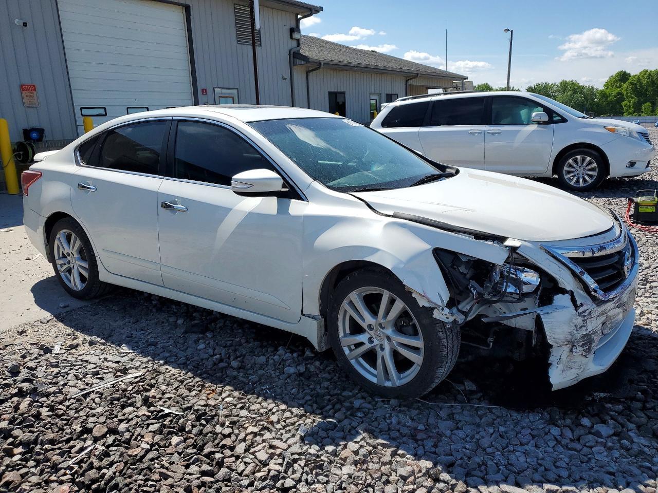 2013 Nissan Altima 3.5 S - Фото 4