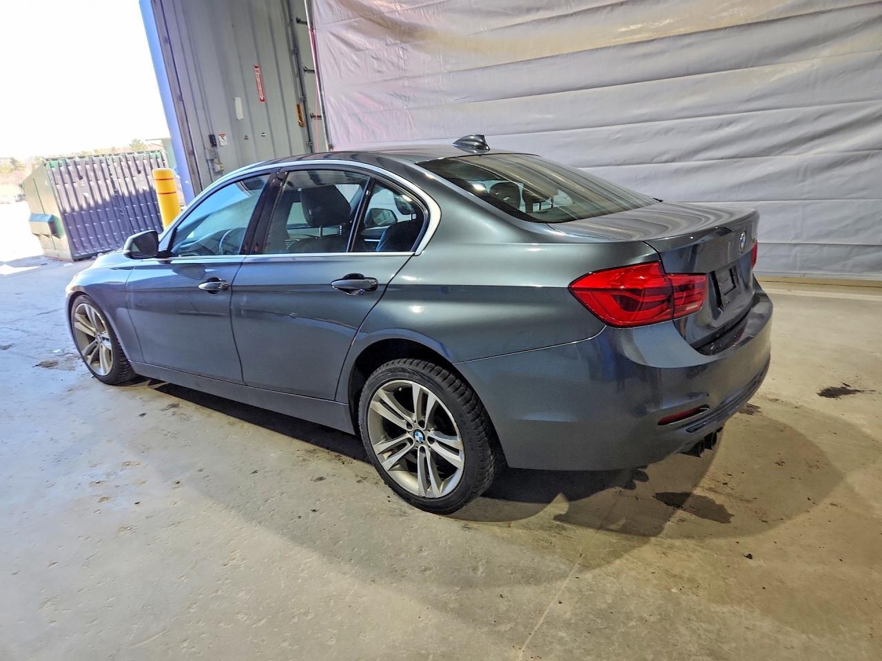 2018 BMW 330 Xi - Image 2