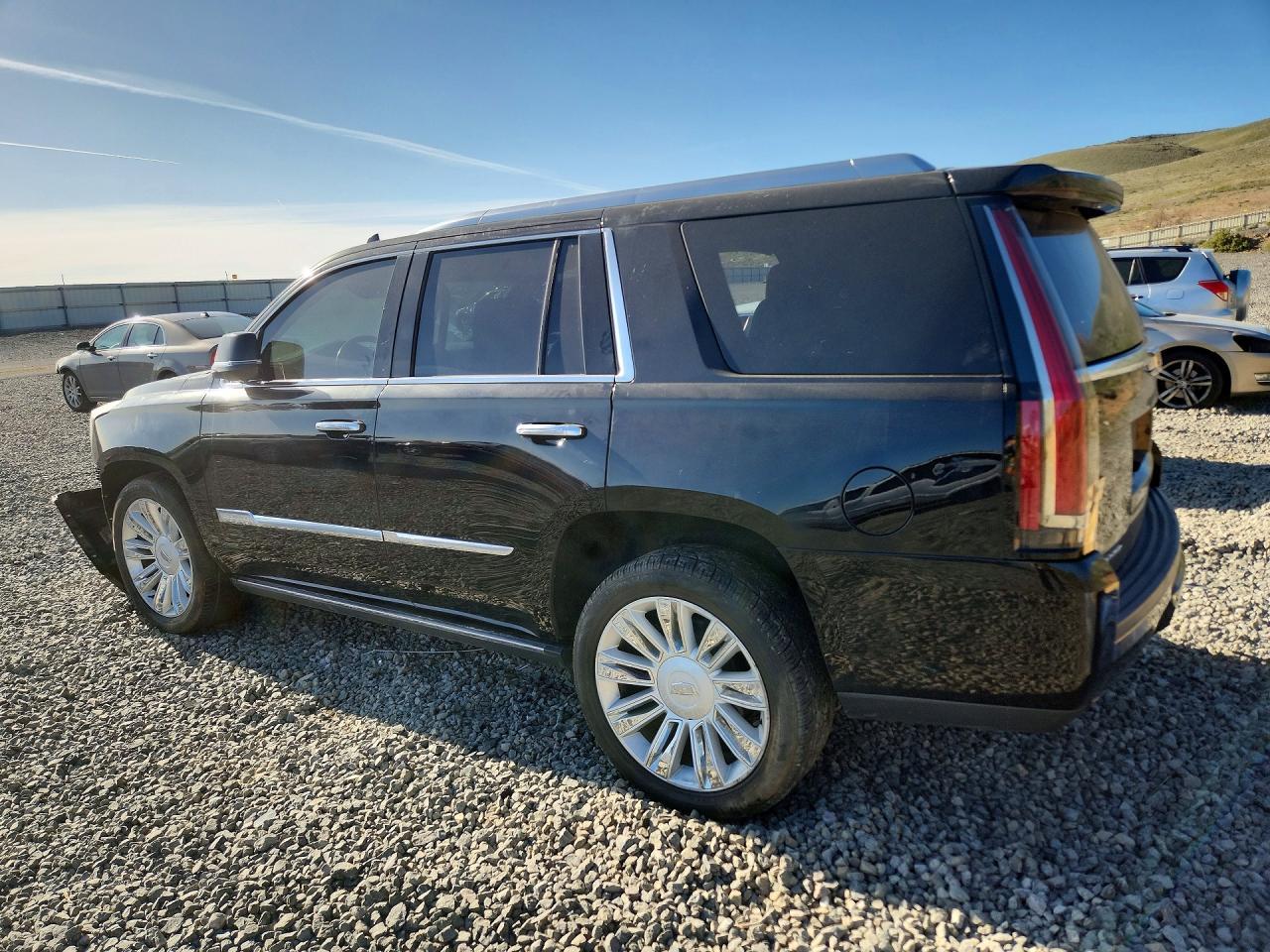 2016 Cadillac Escalade Platinum - Фото 2