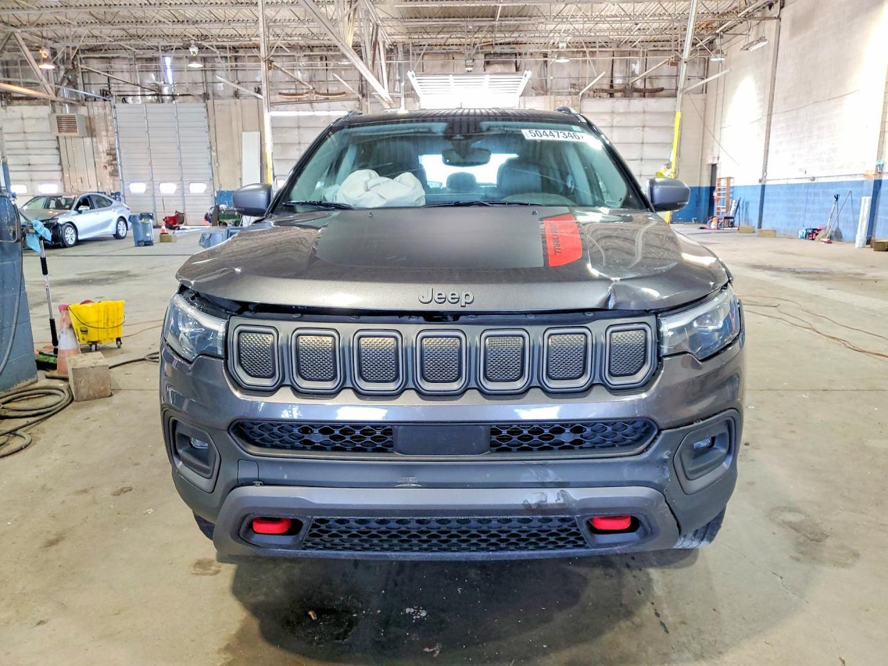 2022 Jeep Compass Trailhawk - Image 5
