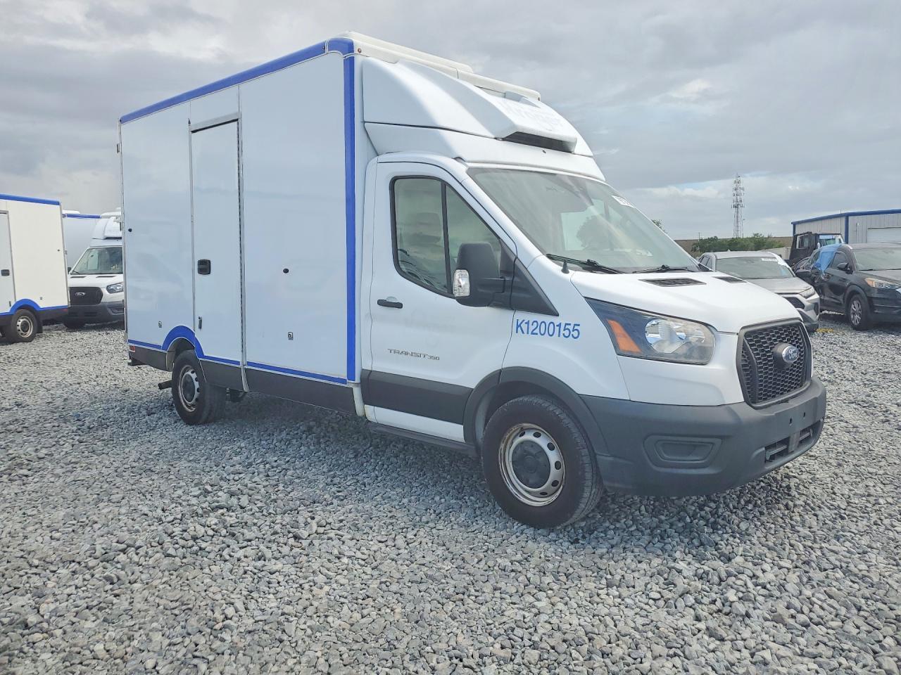 2020 Ford Transit Delivery Truck - Image 4