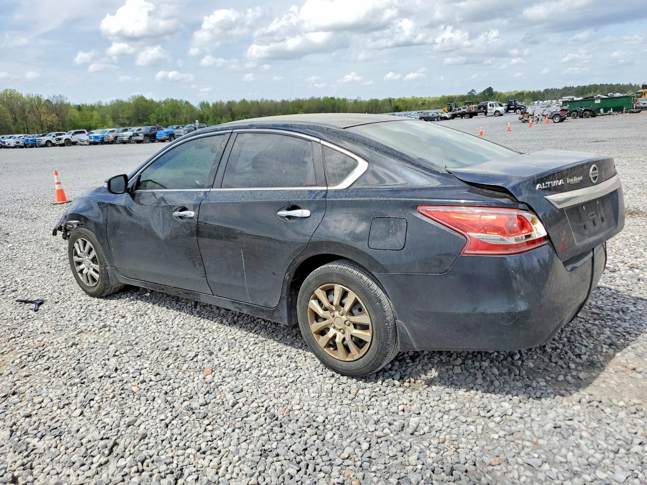 2013 Nissan Altima 2.5 - Image 2