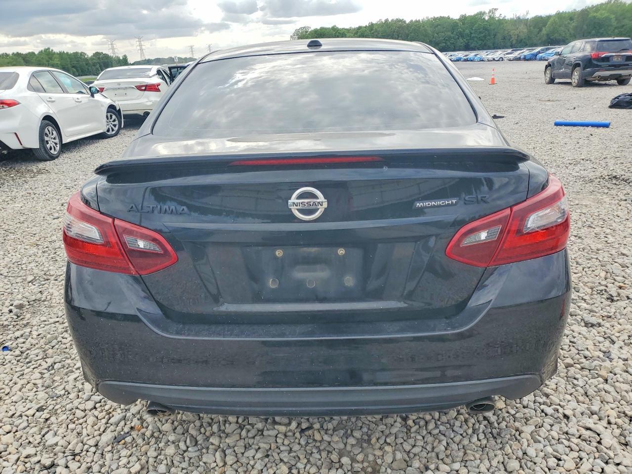 2018 Nissan Altima - Image 6