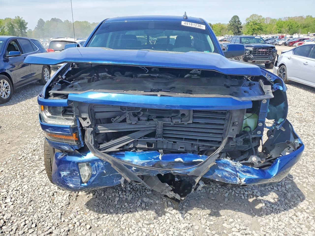 2017 Chevrolet Silverado - Фото 5