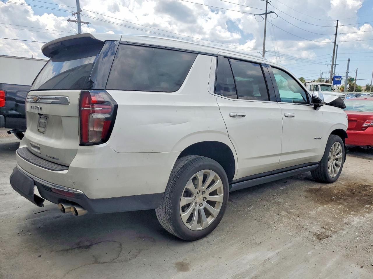 2021 Chevrolet Tahoe C1500 Premier - Фото 3