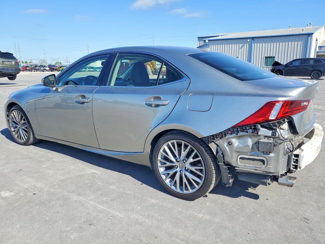 2016 Lexus Is 200T - Image 2