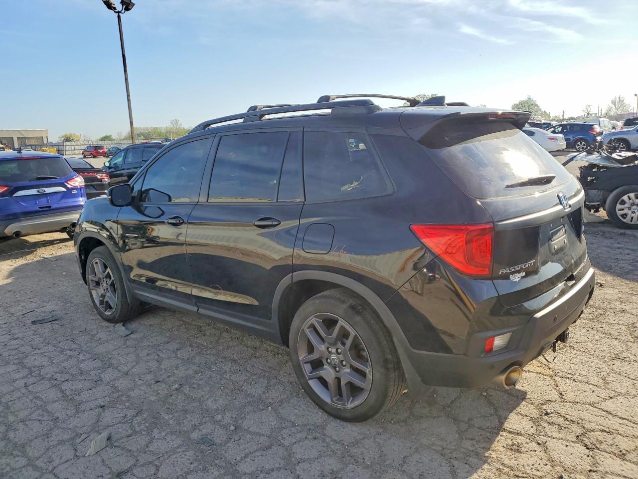 2023 Honda Passport Exl - Image 2