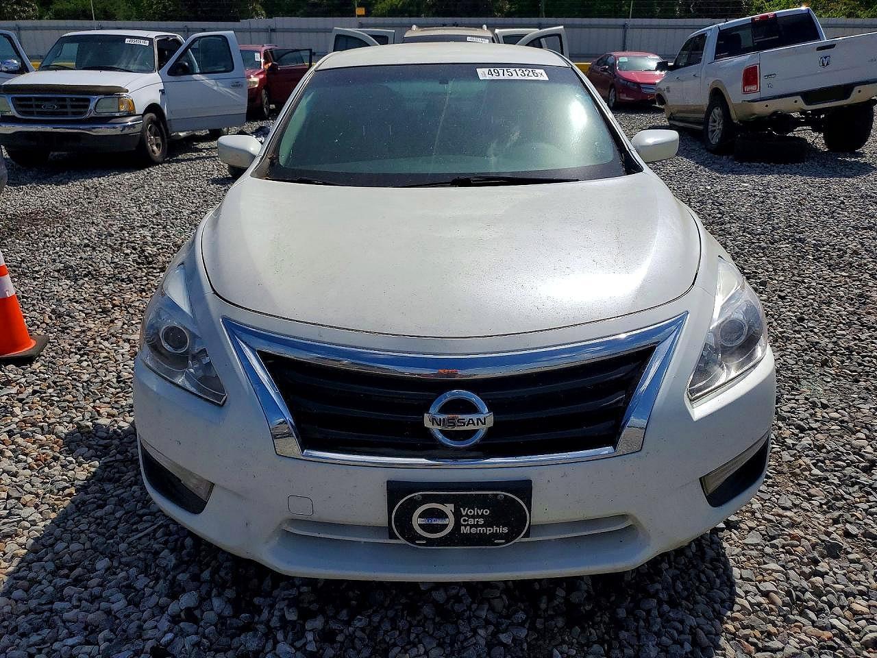 2014 Nissan Altima - Фото 5