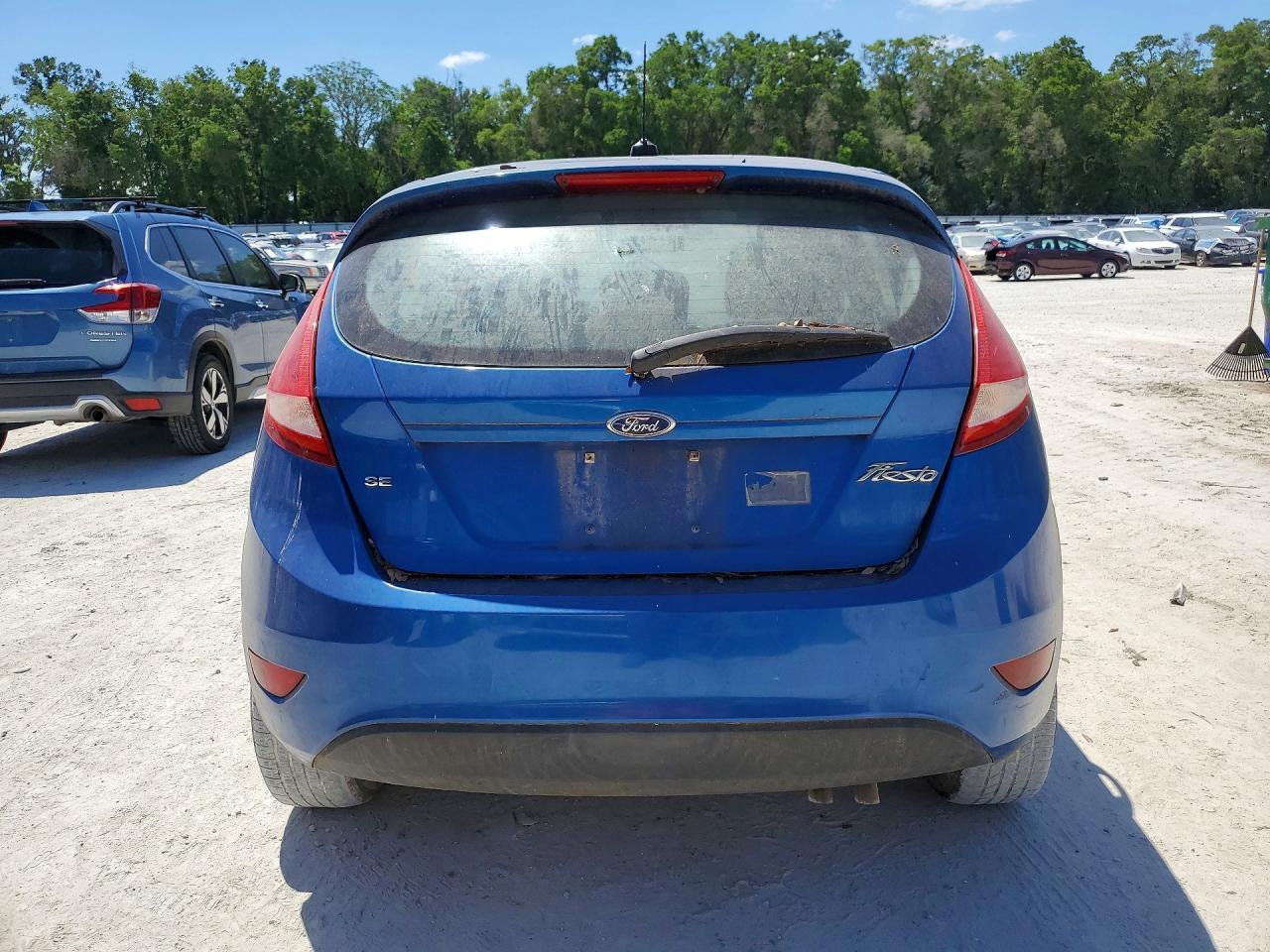 2011 Ford Fiesta Se - Image 6