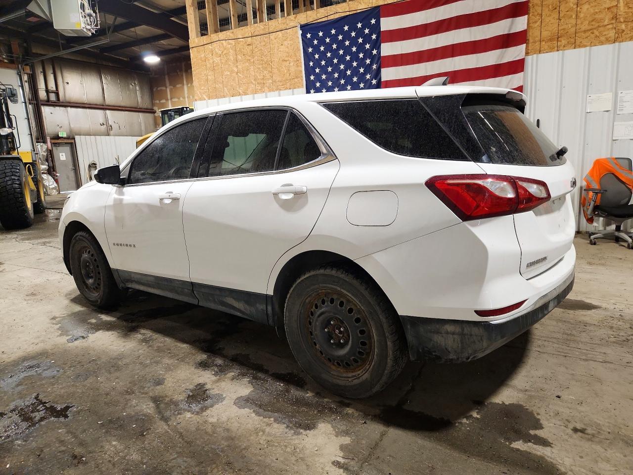 2020 Chevrolet Equinox Lt - Image 2