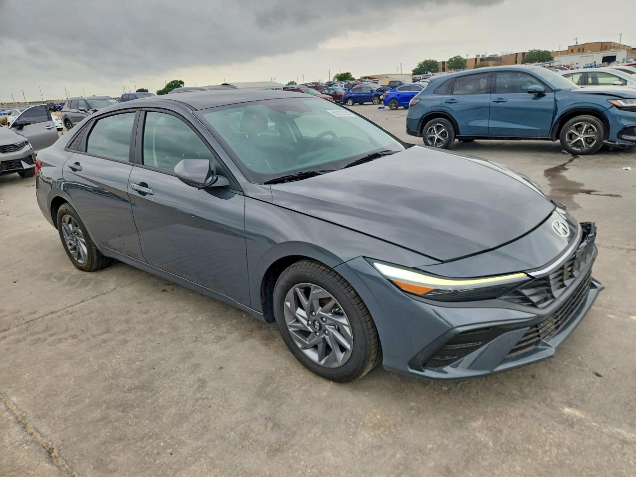 2024 Hyundai Elantra Sel - Image 4