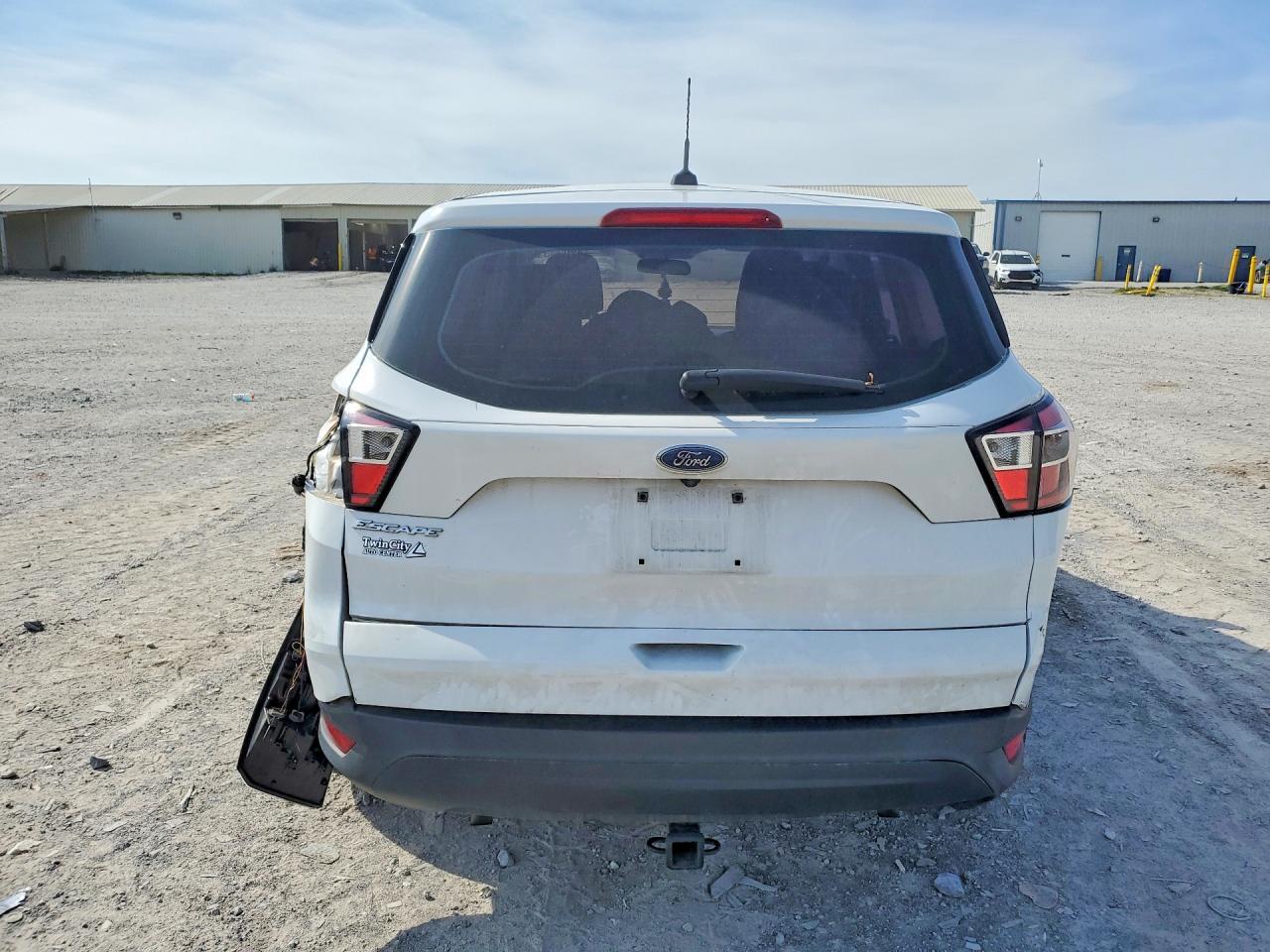 2017 Ford Escape S - Image 6