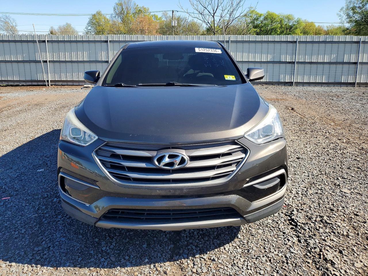 2014 Hyundai Santa Fe Sport 2.4L - Image 5