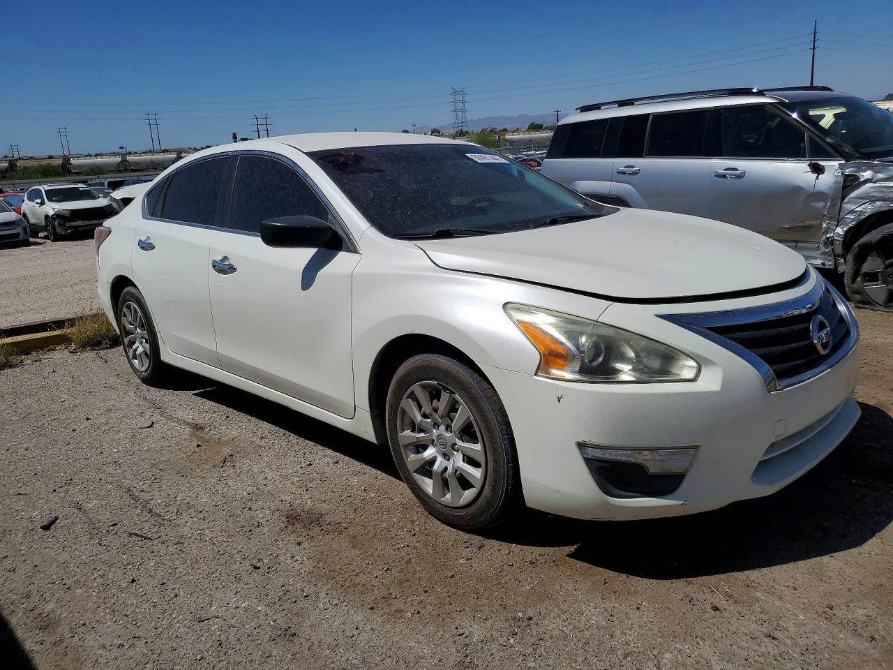 2015 Nissan Altima 2.5 S - Image 4