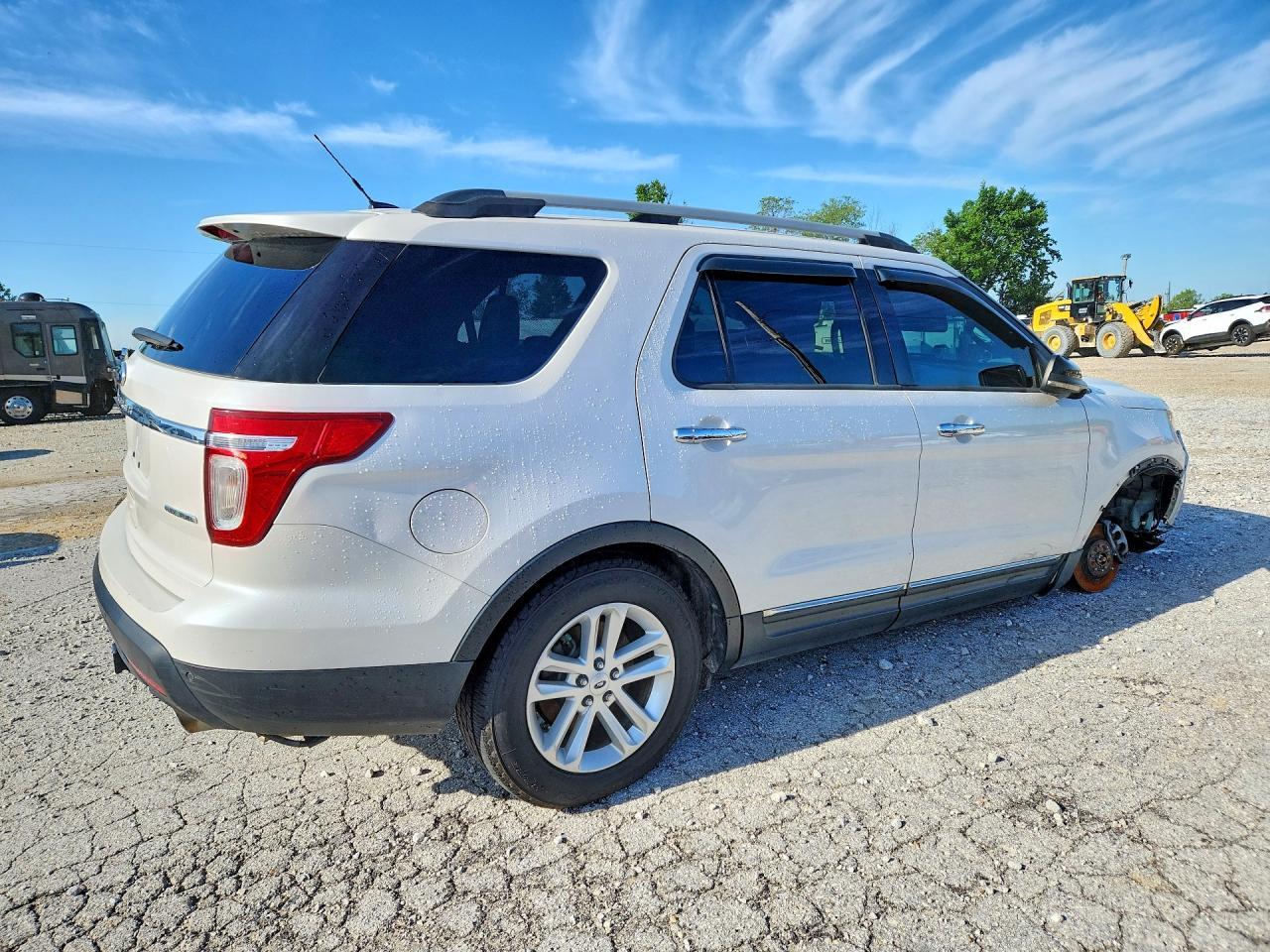 2013 Ford Explorer Xlt - Фото 3