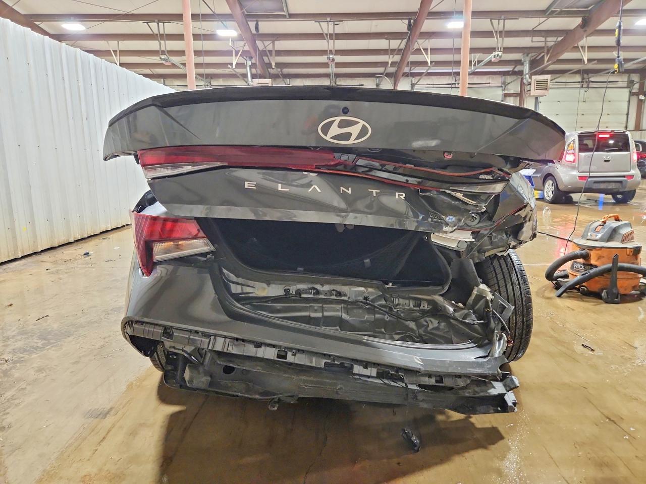 2025 Hyundai Elantra Sel Sport - Фото 6
