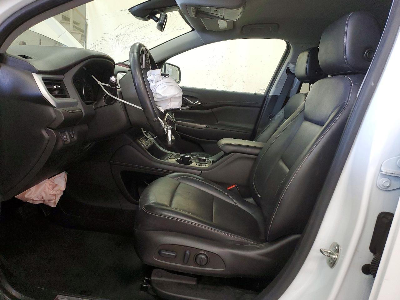 2023 GMC Acadia Slt - Image 7
