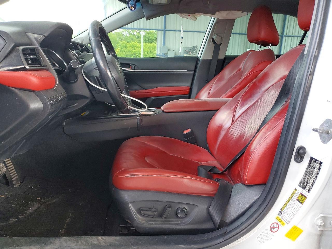 2019 Toyota Camry Xse - Фото 7