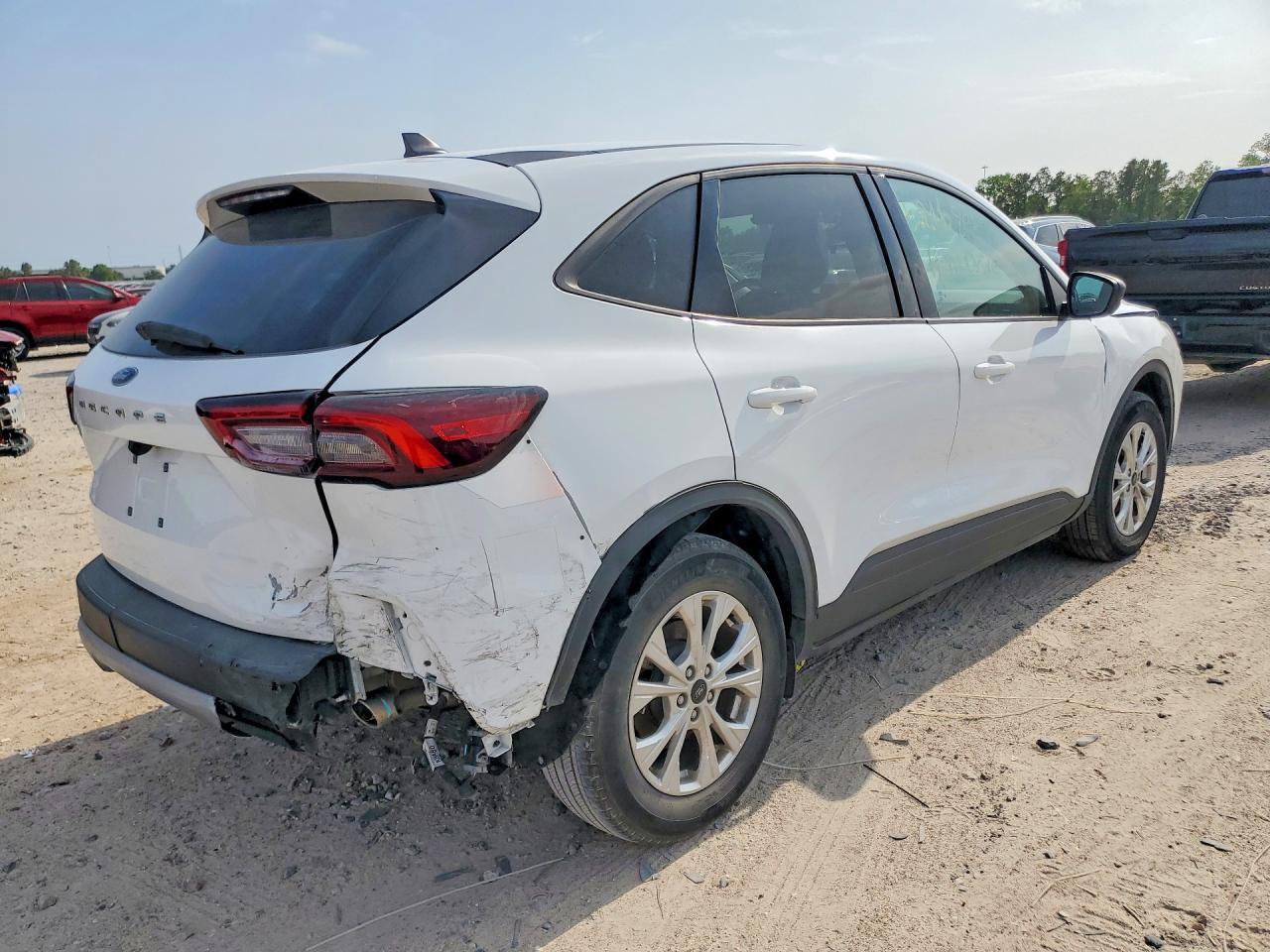 2025 Ford Escape Active - Фото 3