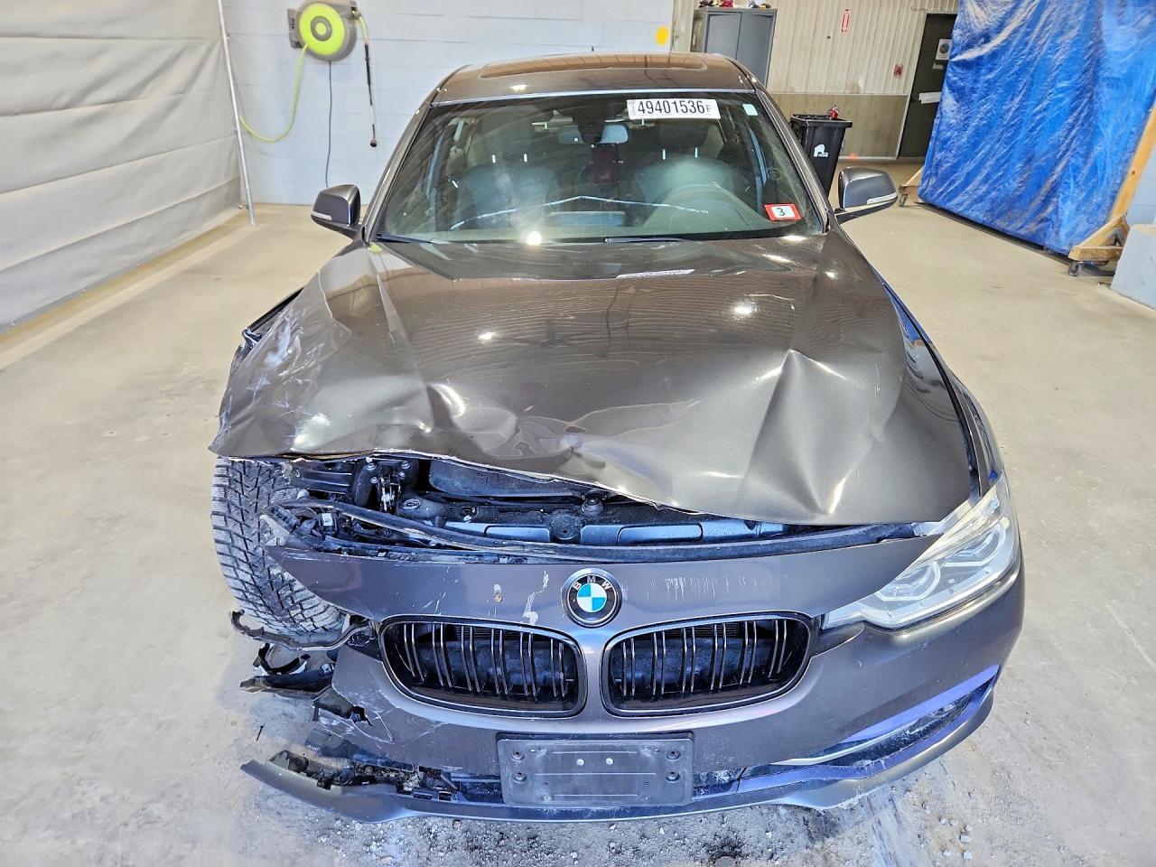 2018 BMW 330 Xi - Image 5